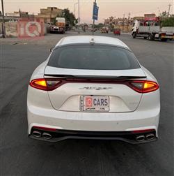 کیا ستینگەر